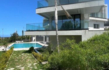 À VENDRE – Vue Mer Imprenable & Finitions Haut de Gamme à Tanger