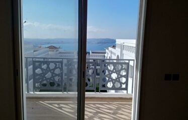 APPARTEMENT RÉSIDENCE PISCINE ET VUE MER TANGER