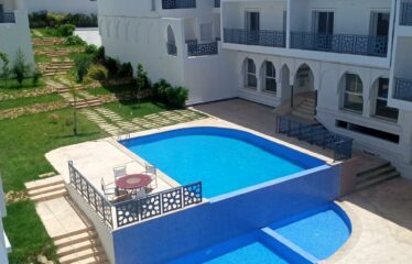APPARTEMENT RÉSIDENCE PISCINE ET VUE MER TANGER