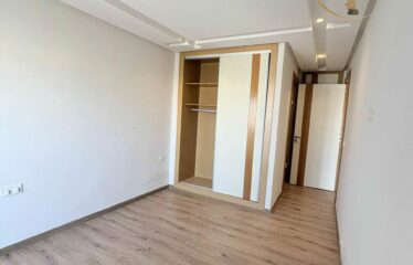 RETRAIT 3 CHAMBRES AVEC GRANDE TERRASSE
