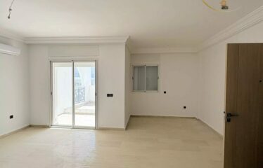 Appartement 2 chambre vue piscine 2km de Malabata