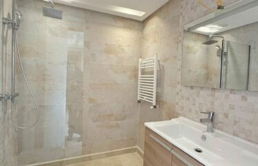 RETRAIT 3 CHAMBRES AVEC GRANDE TERRASSE