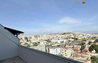 RETRAIT 3 CHAMBRES AVEC GRANDE TERRASSE