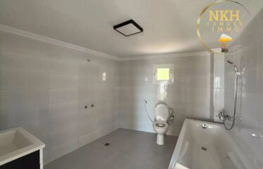 Maison R+2 vue mer à vendre à Tanger – 6 chambres, jardin et garage