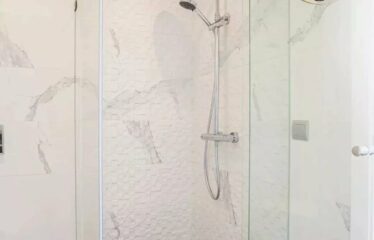 Appartement neuf vue mer à Tanger – 3 chambres avec balcons