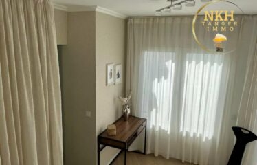 Penthouse 376 m² face à la mer – Dernier étage, centre de Tanger
